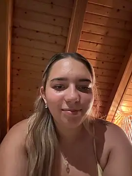 Naomi-Klein's Live XXX Chat
