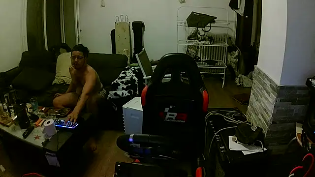 bananahot31 webcam show