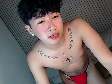 XtraHot_AlexのライブXXXチャット