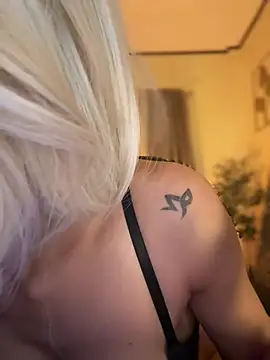 Chat XXX ao vivo de FinestGirlx