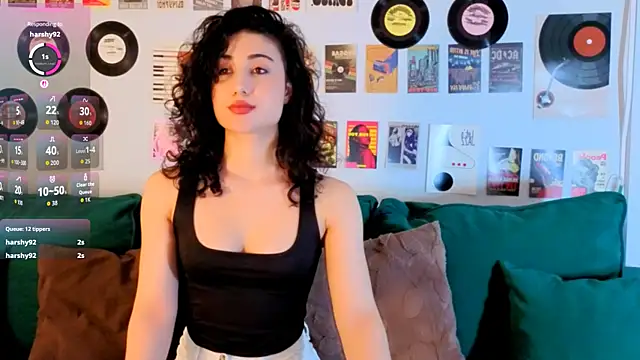 Maya_Rogerss Chat XXX in diretta