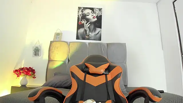 Chat XXX en directo de Ariel_star1