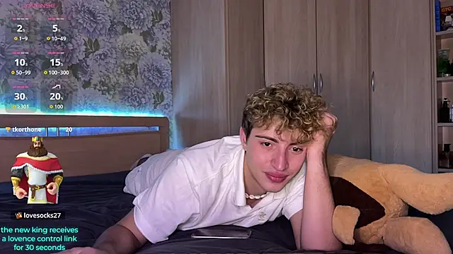 AlfredSweetn Live XXX chat