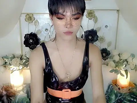 Chat +18 de lady_cummer ao vivo