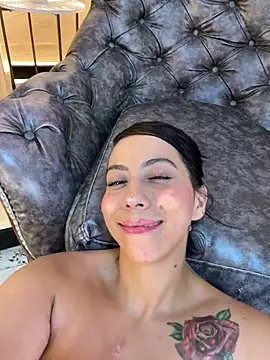 Chatroom XXX en direct de niky_smit