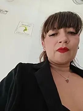 tata_sanz_ Adlı Modelin Canlı XXX Sohbeti