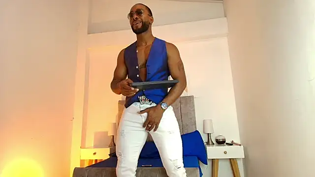 Pokazy przed kamerką – Dante_Knox