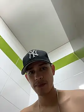 HarryGazen Live XXX chat