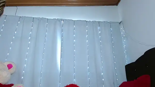 دردشة Charlothe_Wright الجنسية المباشرة