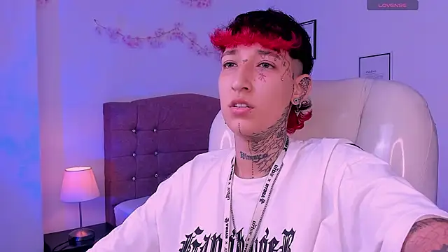 Luci_RoseのライブXXXチャット