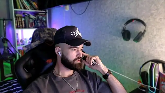 _Serious_Man – Naživo XXX chat