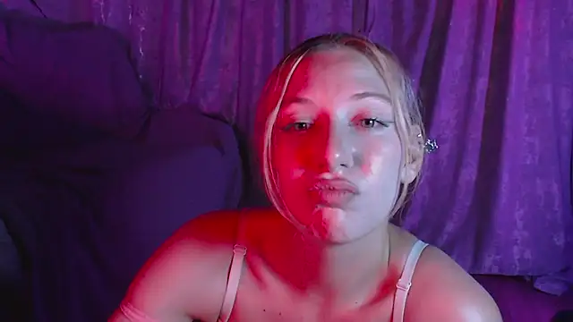 earn_my_lillly's Live XXX Chat