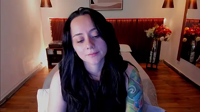KatherineBond Chat XXX live