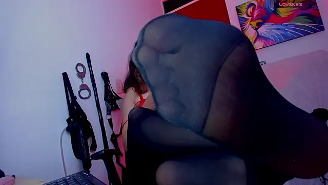 AliceLorens' Live XXX Chat