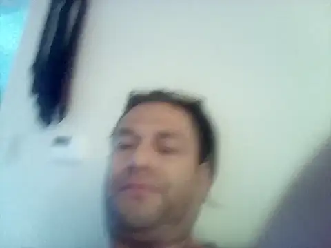 italianjock1のライブXXXチャット