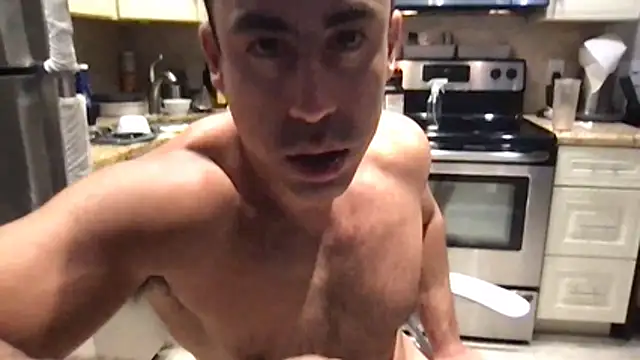 צ'אט XXX בשידור חי של BigGuyMuscle