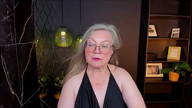 XXX chat uživo modela NataliMellow