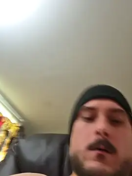 צ'אט XXX בשידור חי של cayuga88
