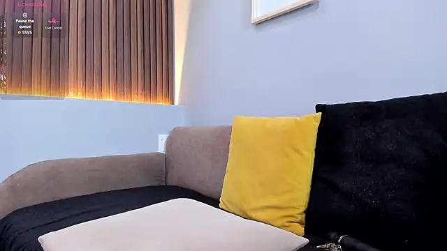 _EmilyJireh_ Live XXX Chat