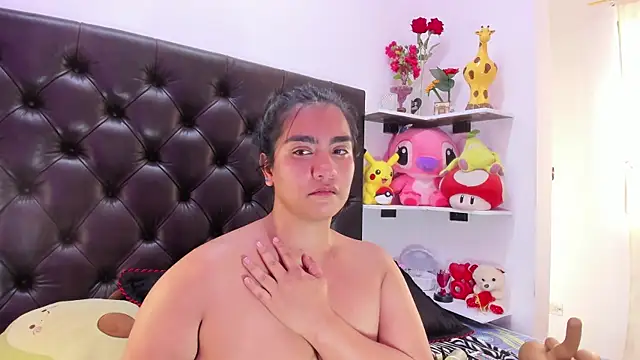 levy_27's Live XXX Chat