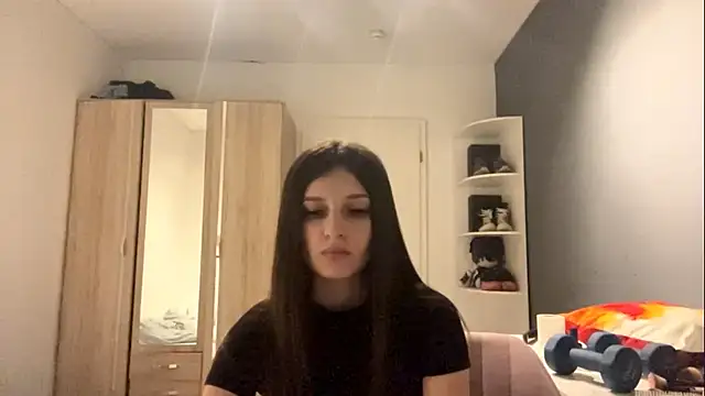 SpanishRooter live XXX chat