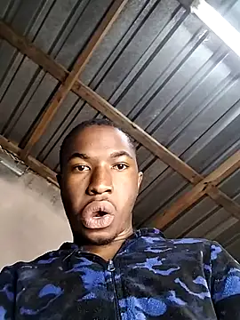 Breezyvikky Chat XXX live