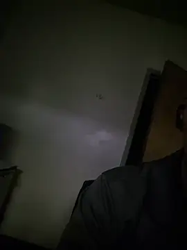 แชท XXX สดของ chronic_vibez