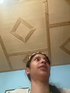 XXX chat uživo modela karlatiburcio