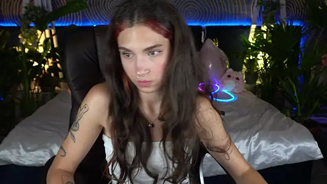 BabyFlowerr's Live XXX Chat