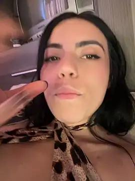 i_am_nina_ XXX чат на живо