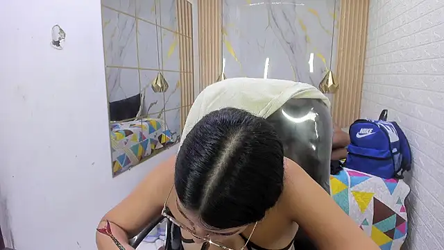 vanessa_f – Naživo XXX chat