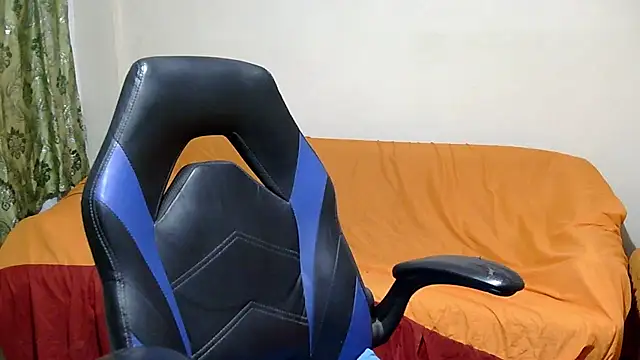 Darkkras live XXX chat