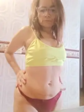 Dannial51のライブXXXチャット
