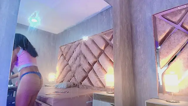 دردشة TamaraaHoney الجنسية المباشرة