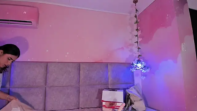 Emiily_Grace Chat XXX live