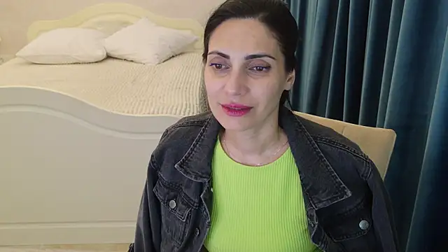 LovelyBeatrice live XXX chat