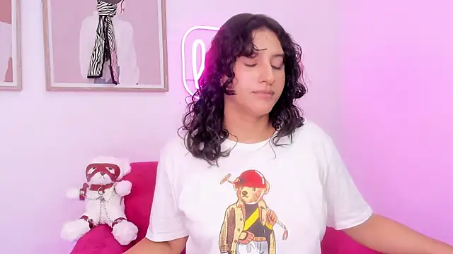 niia7's Live XXX Chat