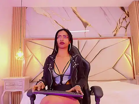 ScarlettRosettiVs' Live XXX Chat