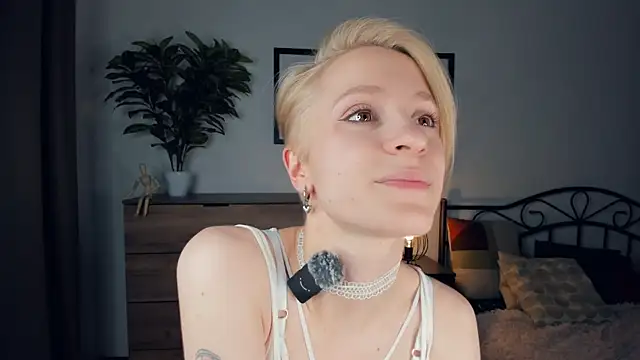 Онлайн чат XXX JanettePerro