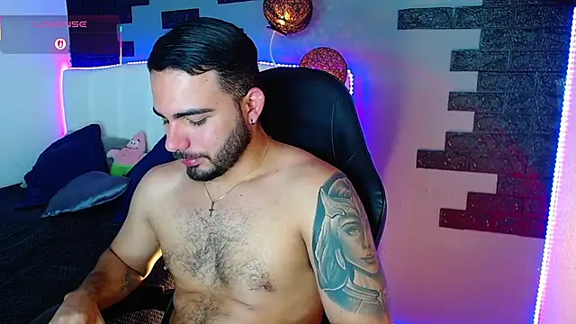 Živý XXX chat adamhairy