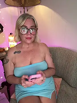 Chat +18 de MercyV ao vivo