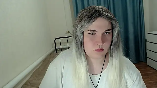EvaMiron Chat XXX live