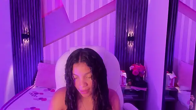 Živý XXX chat LittleeStar