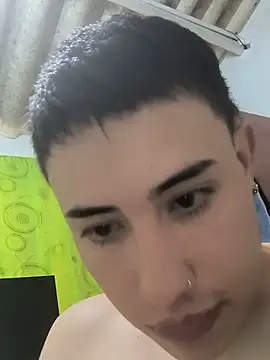 Thiagoo_Vegan Live XXX chat