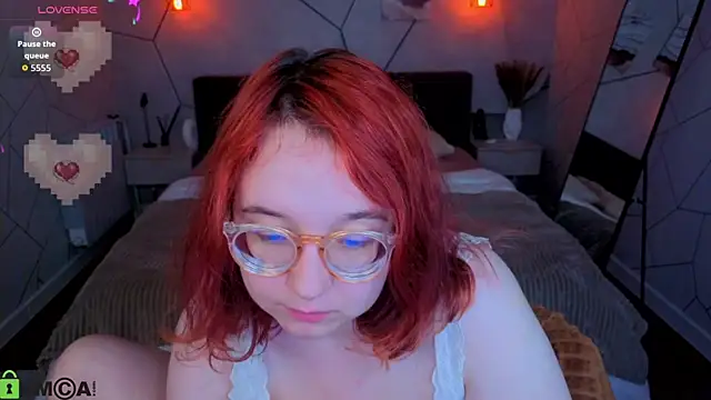 Aleks-casterrr's Live XXX Chat