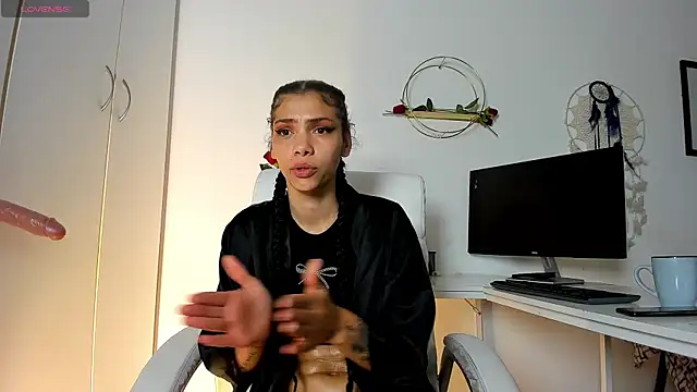 Sembang XXX Secara Langsung TattoedLexi_