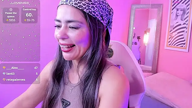 Ivonne_pier_x's Live XXX Chat