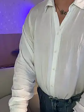 Онлайн чат XXX xdaniruiz