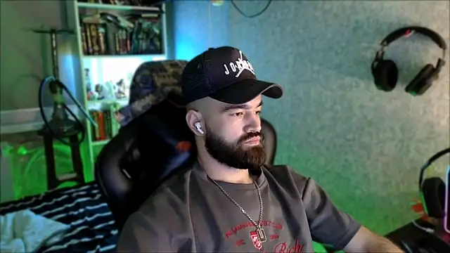 Chat +18 de _Serious_Man ao vivo