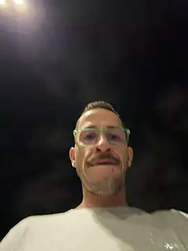 Chat XXX ao vivo de CoyoteDuMato
